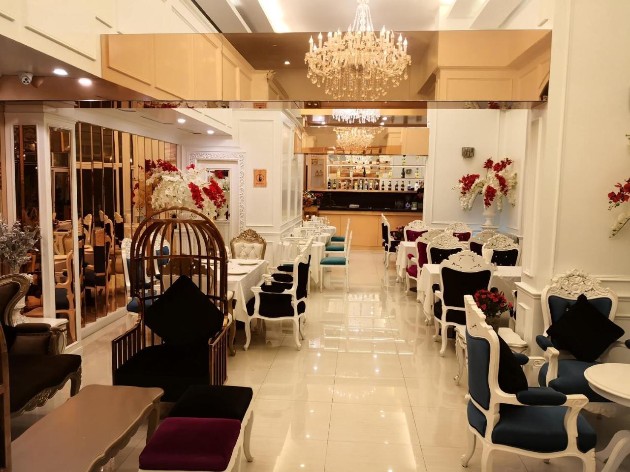 Venetian Poseidon Pool Hotel Pantai Jomtien Luaran gambar